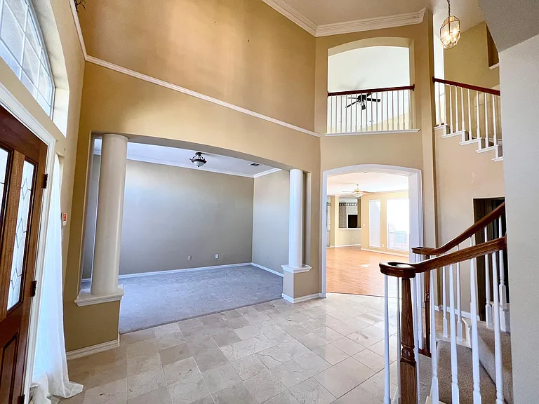 525 Salisbury Dr — Photo 5