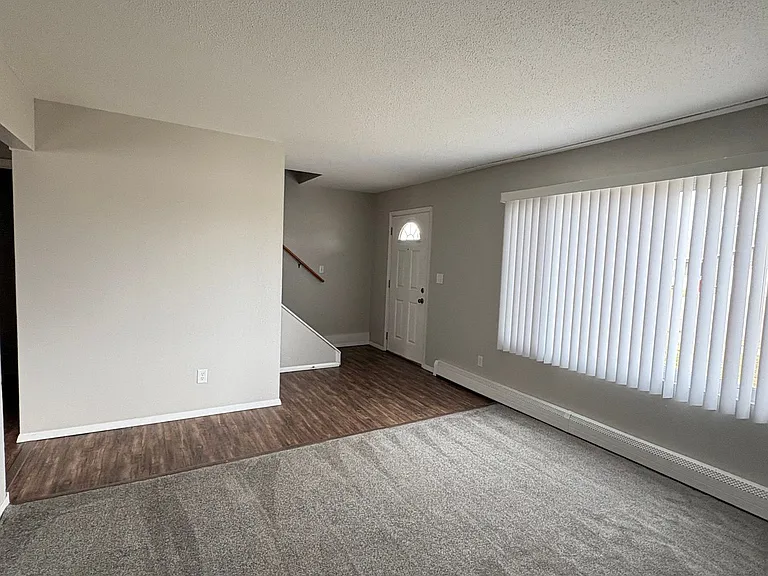 Marion Park Townhomes — Photo 9