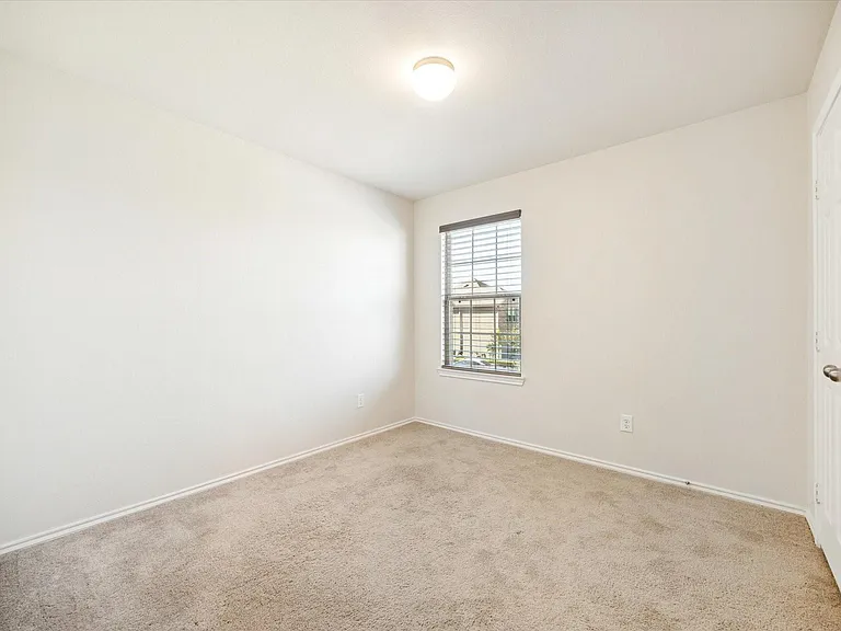 1606 Avocet Way — Photo 12