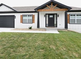 123 Roller Ct, Platte City, MO 64079