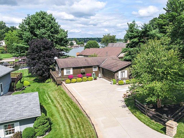 1st image of 472 Baldwin Dr