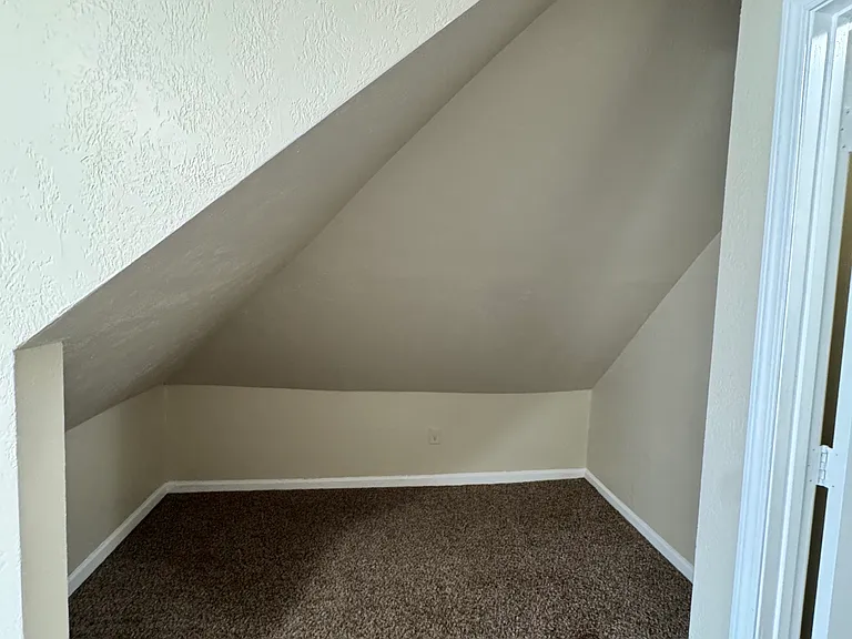 302 N Olive St #201 — Photo 3