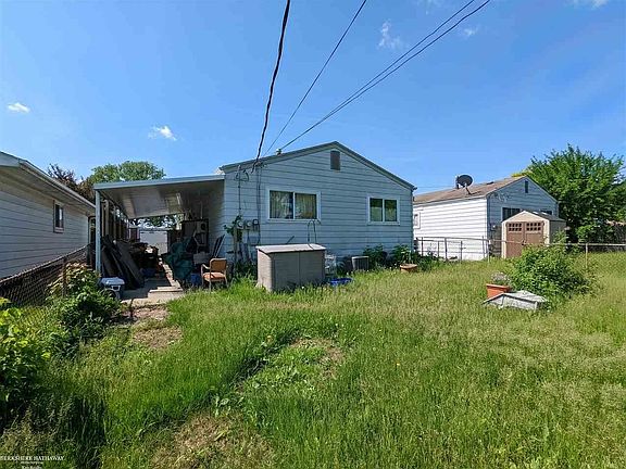5th image of 21245 Vermander Ave