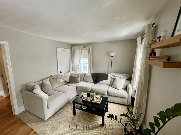 104 Gilman St #2-21, Somerville, MA 02145