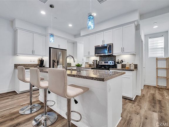 4th image of 5919 Spring St