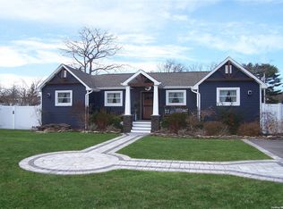 1746 Lincoln Ave, Holbrook, NY 11741