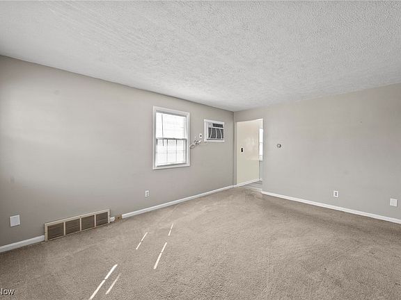 5th image of 244 Olive St