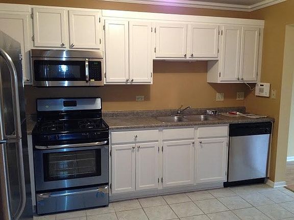 2nd image of 330 Winfield Ct #19133