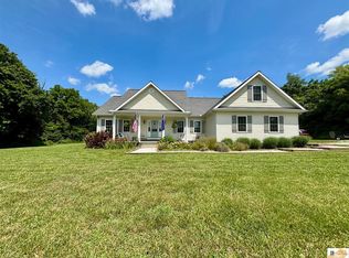 139 Creekside Ln, Burkesville, KY 42717