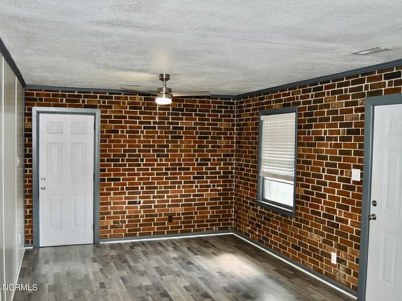5th image of 506 Denmark Street