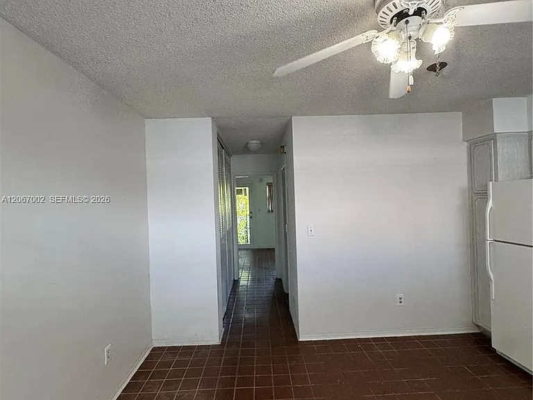 524 Washington Ave #311 — Photo 5