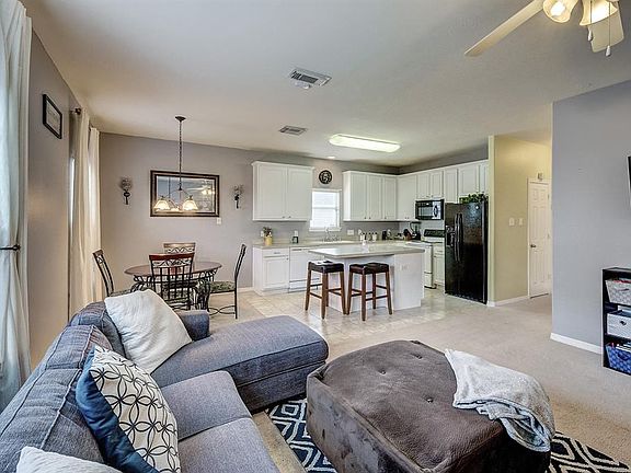 5th image of 10139 Checkerberry Park Ln