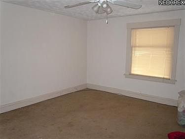5th image of 244 W Glendale St