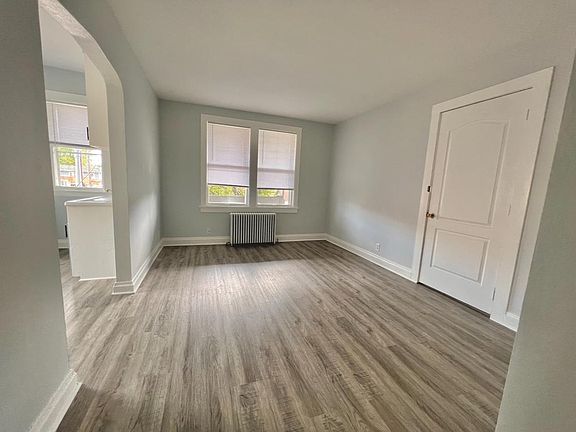2nd image of 5617 22nd Ave