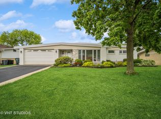 5654 N Manor Ln, Chicago, IL
