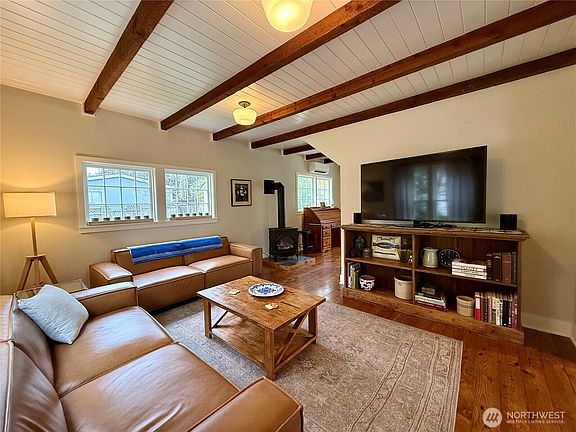 5th image of 82 Blanchard Road