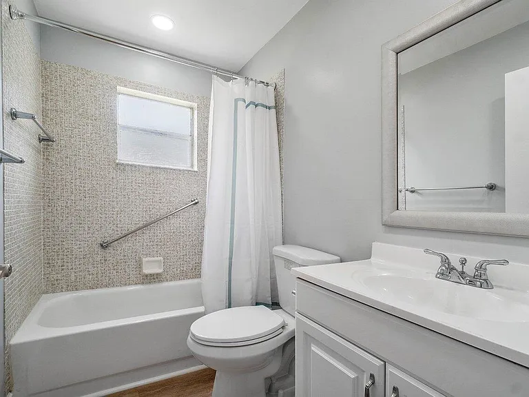 283 Normandy Ln #F — Photo 20
