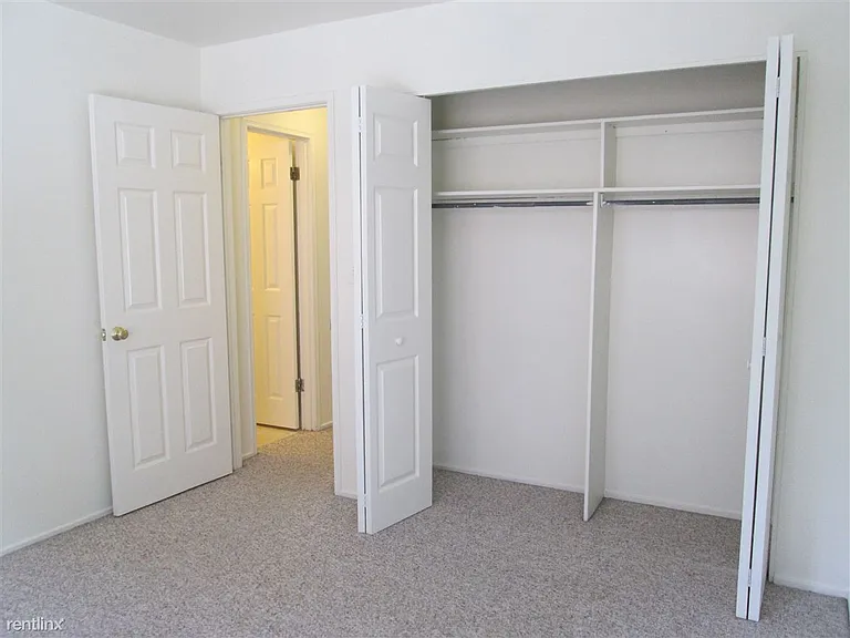 404 W Forest Ave — Photo 16