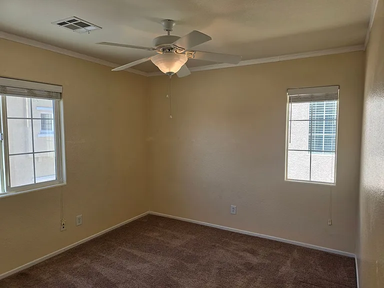 9160 Column Ct — Photo 31