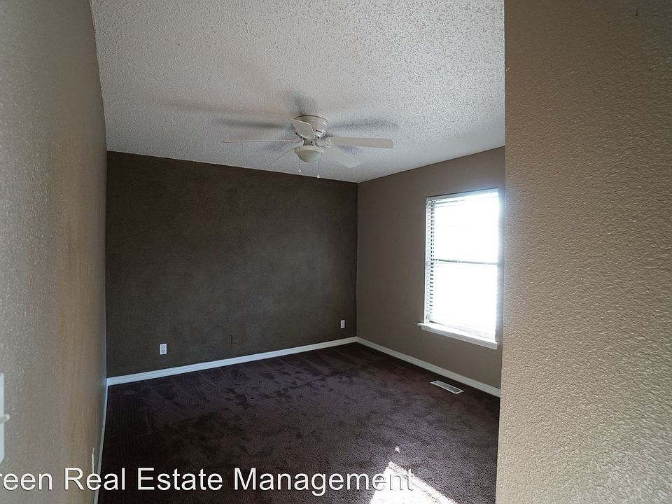 1st image of 643 Earthside Dr #B