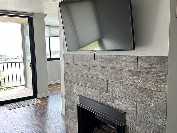 4th image of 241 N Vine St E #207W