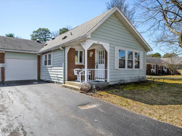 68 Yorktowne Parkway #C, Whiting, NJ 08759