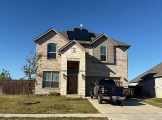 1601 Madeline Ln, Krum, TX 76249