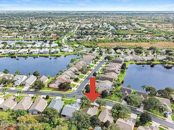 3rd image of 1614 Ficus Point Dr