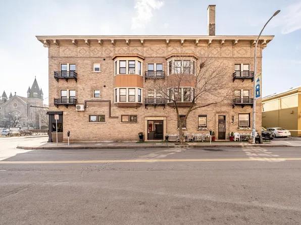 145 Liberty Pole Way APT 1, Rochester, NY 14604