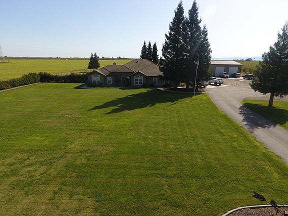 5th image of 15200 Lone Tree Rd