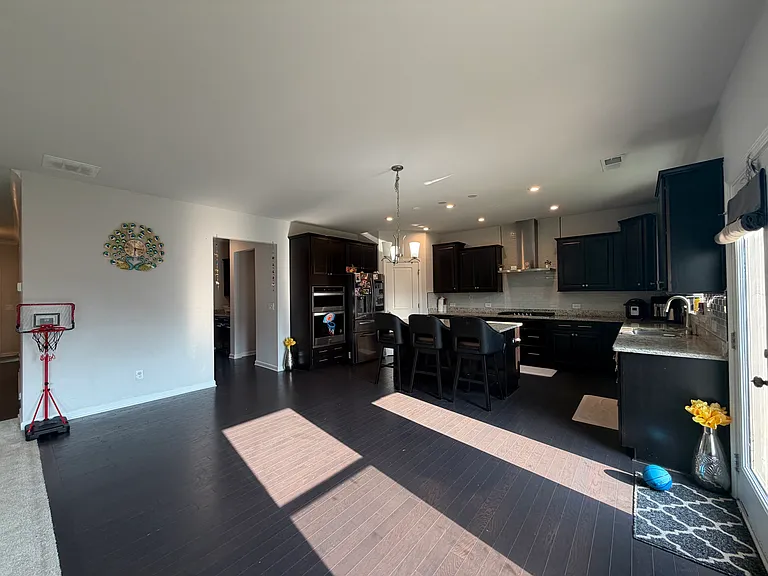 718 Fairway Dr — Photo 10