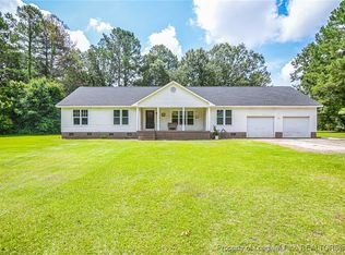 3282 County Line Rd, Fayetteville, NC 28306
