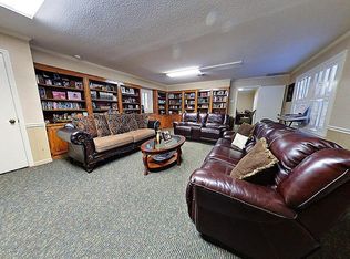 207 Plantation Dr, Waycross, GA 31501