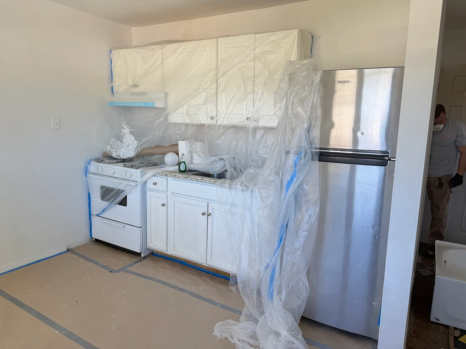 3 bed, 950 sqft, $3,500 — Photo 2
