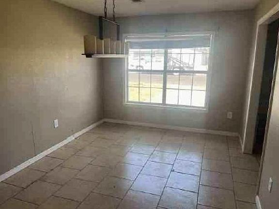 Formal Dining