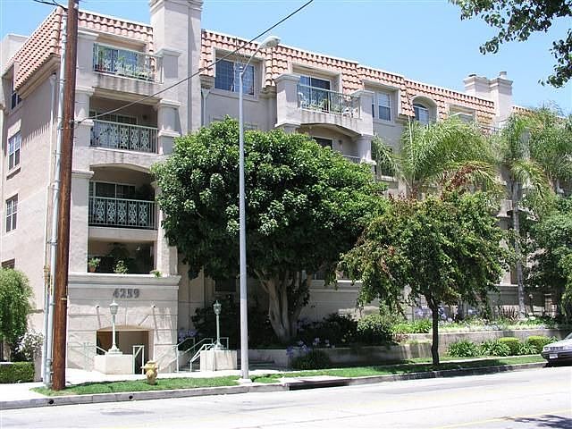 Gorgeous Upscale Building