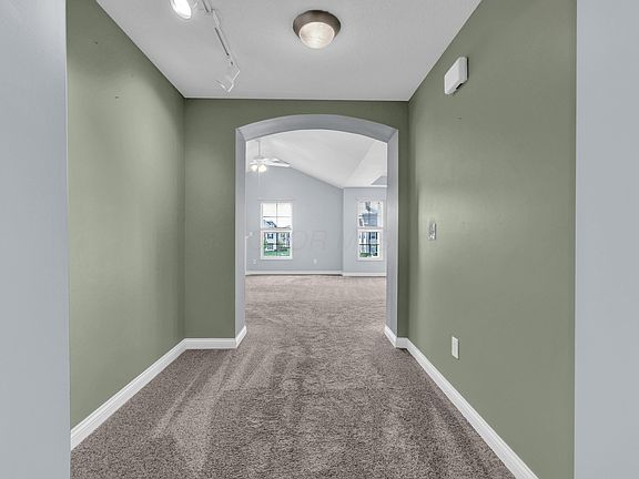 4th image of 4221 Colister Dr #11