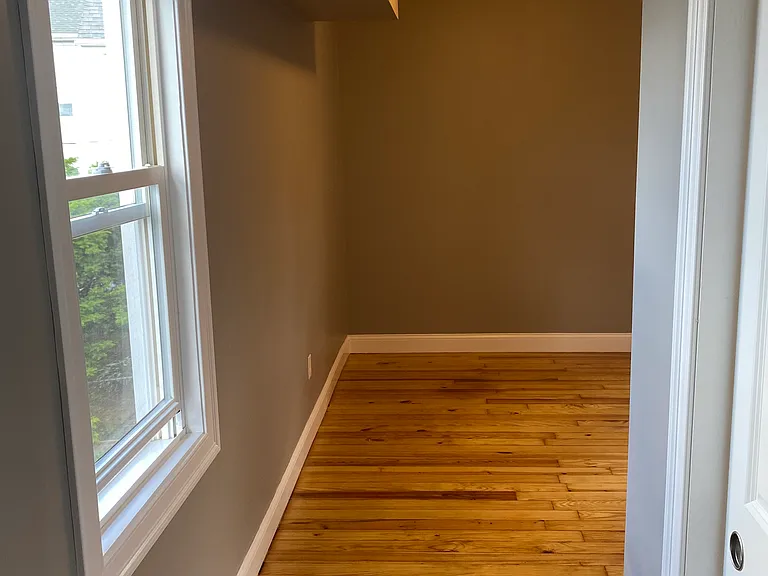 1190 Plymouth Ave #2N — Photo 7