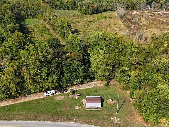 2nd image of 4895 Elkhorn Rd