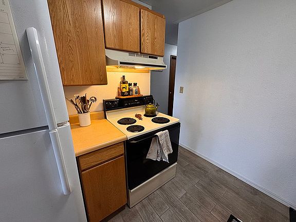 5th image of 2729 Tongass Ave APT 103