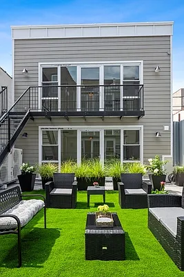 Rented by Corcoran | media 29