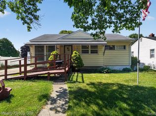 3842 Beechwood Ave, Flint, MI 48506