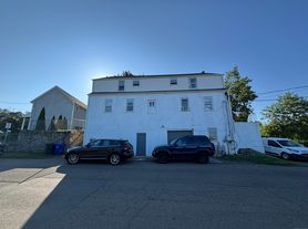 55 Bouton St, Norwalk, CT