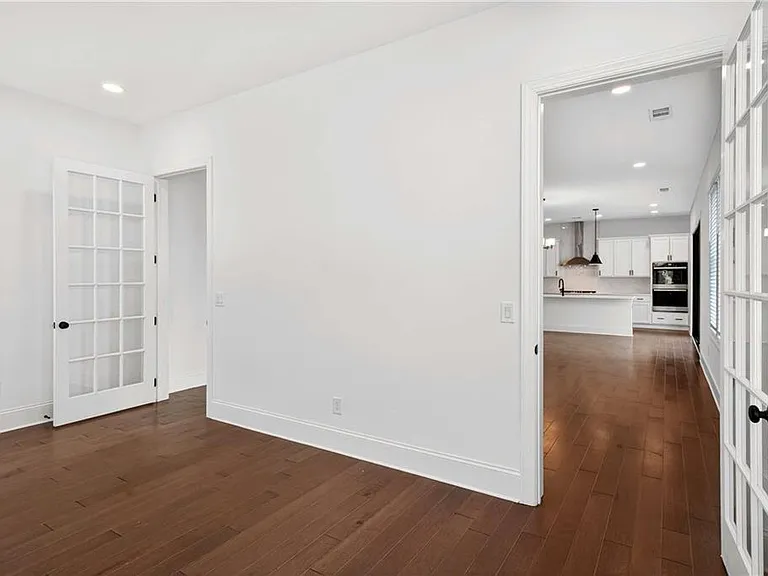 395 Tillman Pass — Photo 12