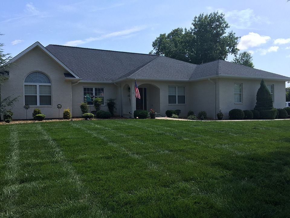 1st image of 133 Myra Dr
