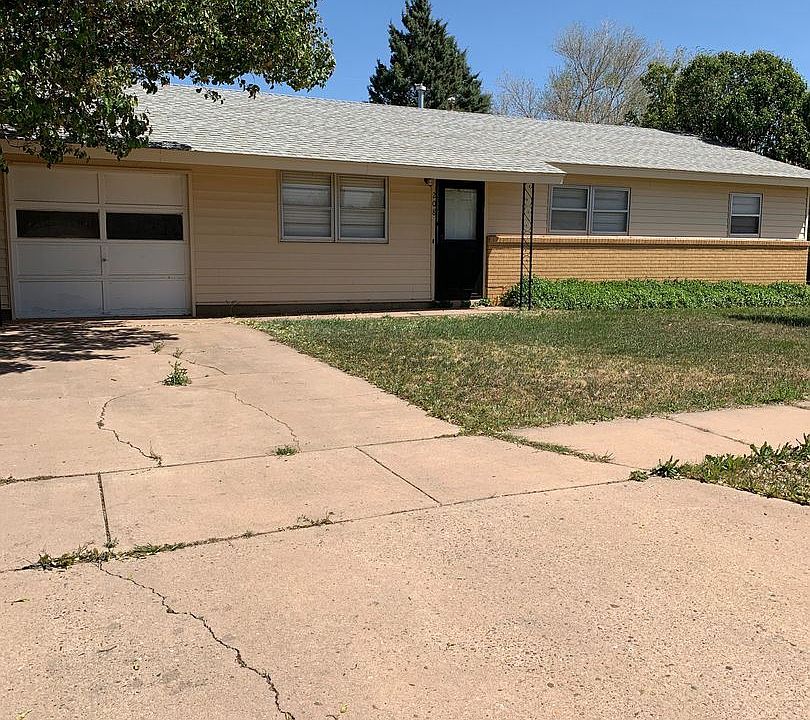 1st image of 208 Circle Dr