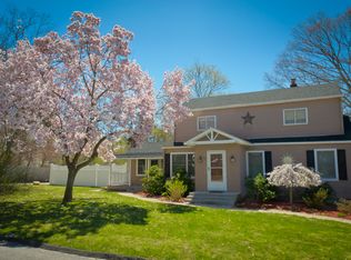 24 Terry Ave, Lake Grove, NY 11755