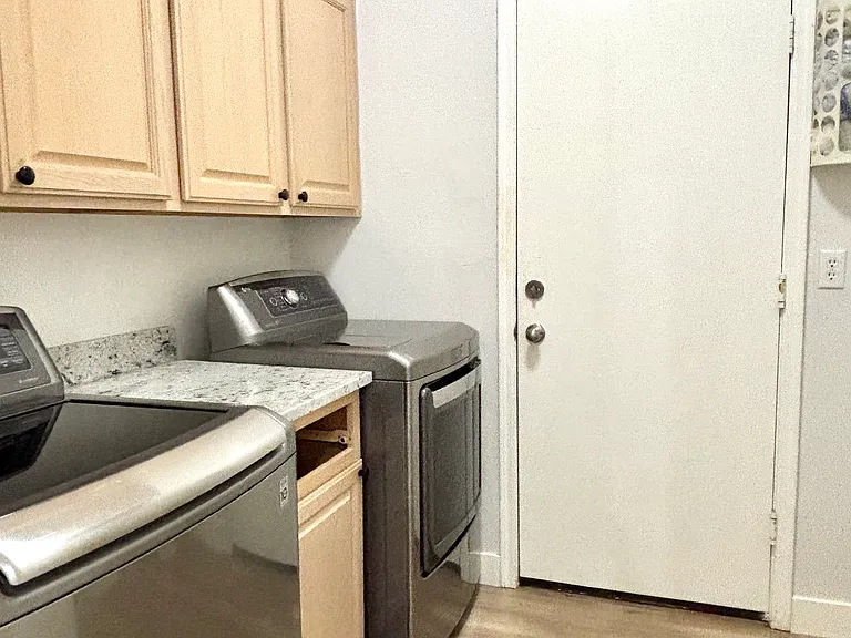 5311 E Danbury Rd — Photo 21