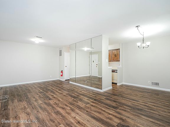 3rd image of 123 Cortelyou Ave #2-4
