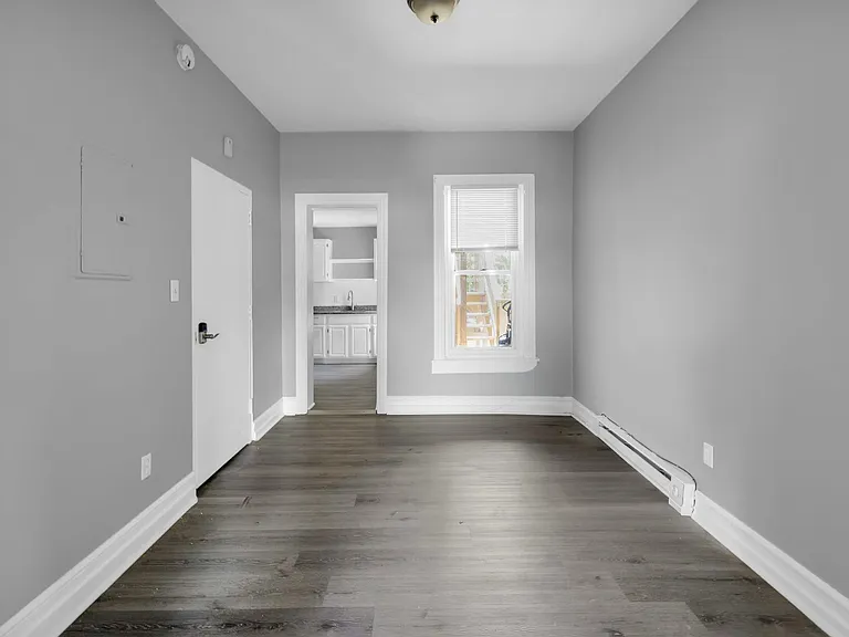830 Chestnut St — Photo 21
